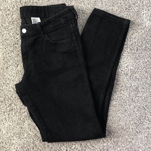 NWOT H&M Black Low Waist Skinny Jeans